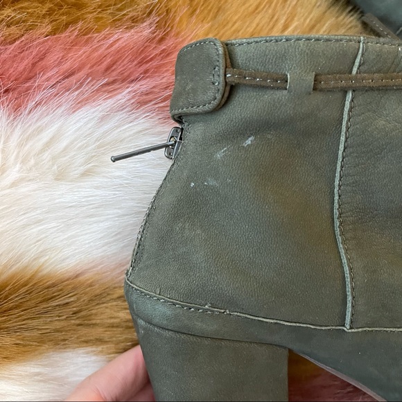 Seychelles Green Suede Triple Threat Booties - Picture 4 of 10